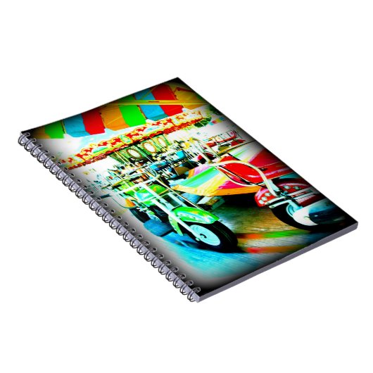 Merry Go Round-motorfietsen bij het carnaval Notitieboek (Rechterzijde)