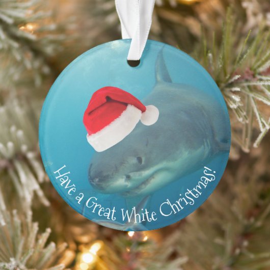 Merry Great White KerstShark Santa Hat Funny Ornament (Boom)