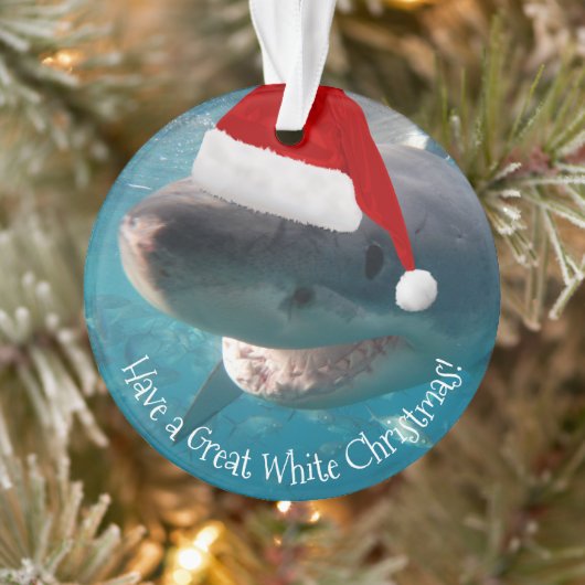 Merry Great White KerstShark Santa Hat Funny Ornament (Boom)