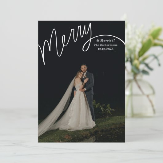 Merry Hand Lettering Wedding Photo Feestdagenkaart (Staand voorkant)