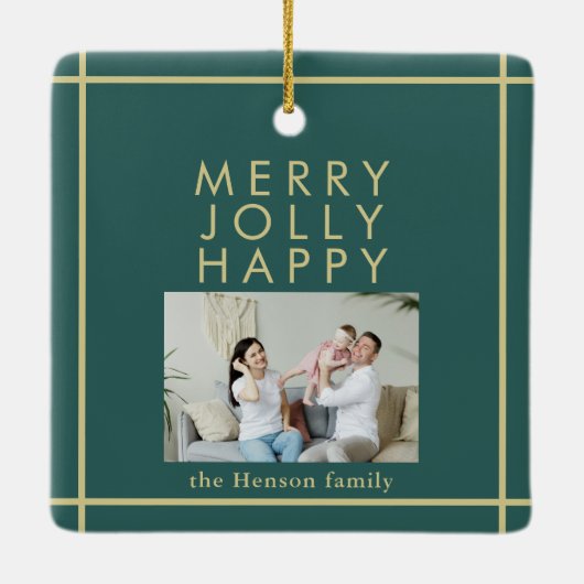 Merry Jolly Happy Family Foto met kerstgroen Keramisch Ornament (Achterkant)