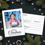 Merry kerst 1 foto elegant script feestdagenkaart<br><div class="desc">Dit elegante en elegante kerstbriefkaart is perfect voor het sturen van feestelijke groeten naar familie en vrienden. De voorzijde van de kaart is aanpasbaar met een van uw favoriete familiefortretten en is uitgerust met een moderne, met de hand geschreven, Merry Kersttypografie. De rug van de kaart is verpersoonlijkbaar met uw...</div>