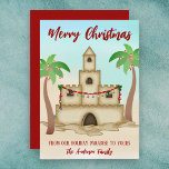 Merry kerst Cute Sandcastle Beach Home Feestdagenkaart<br><div class="desc">Het strand van Cute Merry-kerstzandkasteel is voorzien van vakantielampen en de palmbomen zijn versierd met feestlichten. De groet - "Van ons vakantieparadijs aan u" - de groet kan worden gepersonaliseerd om te lezen zoals u wenst.</div>