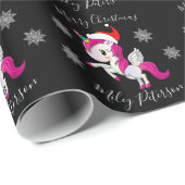 Merry-kerst-eenhoorn en sneeuwvlokken op maat cadeaupapier (Rol Hoek)