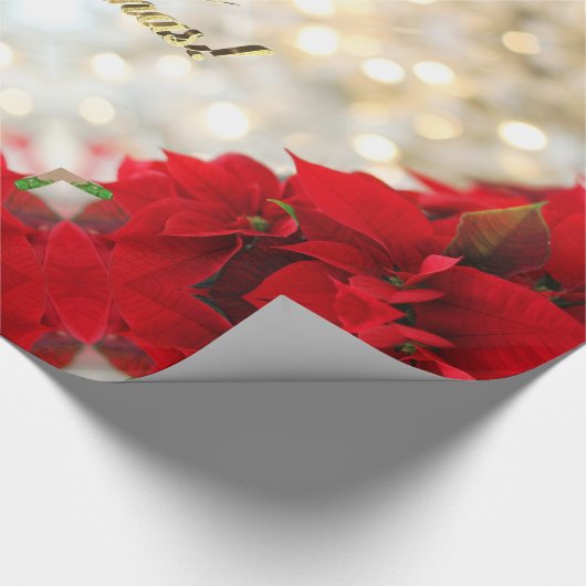 Merry kerst Elegant Gold Script Poinsettia Cadeaupapier (Hoek)