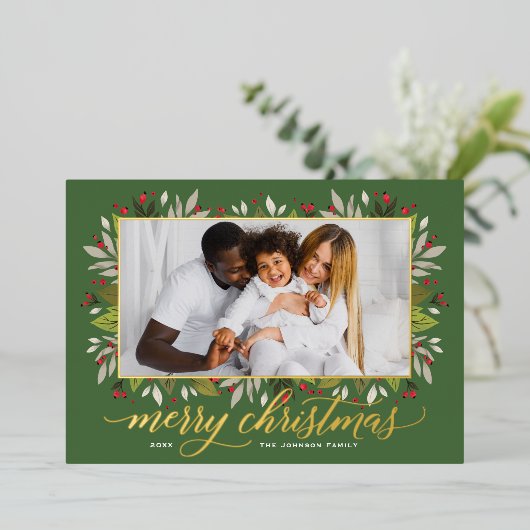Merry kerst Green Gold legant script Folie Feestdagenkaart (Staand Voorkant)