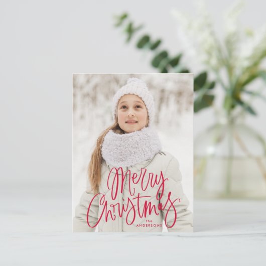 Merry kerst Whimsical Red Script-foto Feestdagenkaart (Staand voorkant)