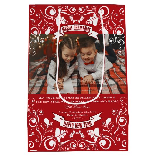 Merry kerstArt Nouveau Floral Flourish Foto Medium Cadeauzakje (Achterkant)