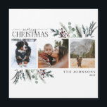 Merry KerstBlack Winter Floral Foto Magnet<br><div class="desc">Maak kennis met de Kaart van de prettige kerstzwarte winter met de botanische foto Magnet Holiday! Deze mooie kaart bevat drie van uw favoriete foto's in zwart-wit, met 'prettige kerst' in een modern handgeschreven duo van serif-type. De kaart is voorzien van donkerzwarte, rode en ontroostbare groene winterplantaardige stoffen, waardoor het...</div>