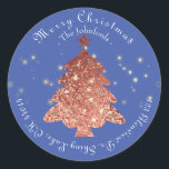 Merry kerstboom RSVP Roos Gold Blue Stars Ronde Sticker<br><div class="desc">Het kerstbrandende Decor Delicate manuscript kenmerkt dit ontwerp. florenceK</div>