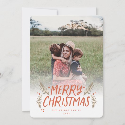 Merry Kersthand getekende Pine Berries Red Foto Feestdagenkaart (Voorkant)
