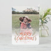 Merry Kersthand getekende Pine Berries Red Foto Feestdagenkaart (Staand voorkant)