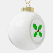 Merry KerstHolly Ornament (Links)