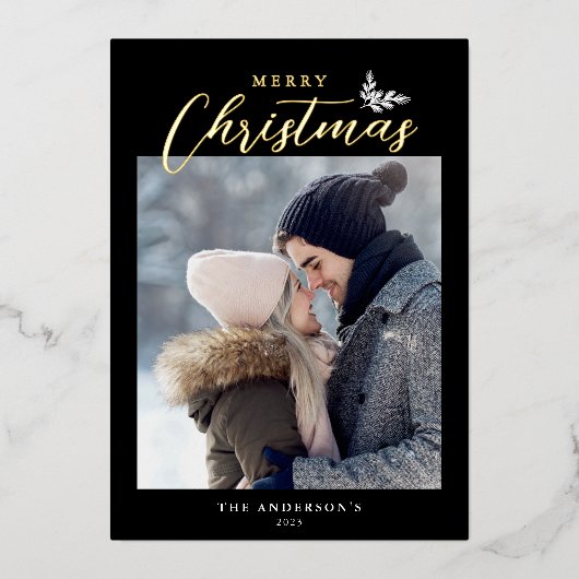 Merry Kerstmis Modern Script Photo Black Gold Folie Feestdagenkaart (Voorkant)