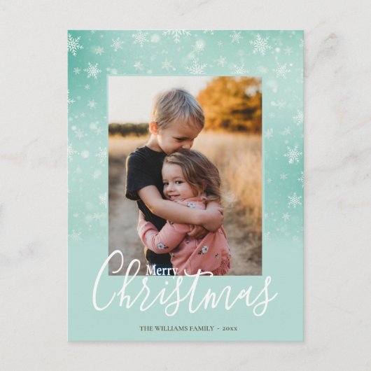 Merry Kerstmis Modern Snowy Winter Green Foto Feestdagenkaart (Voorkant)