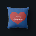 Merry Kerstmis Nautical Blue White Red Heart Cute Buitenkussen<br><div class="desc">Gedrukt met een groot rood hartpatroon met een "prettig kerstbericht" in rode,  blauwe,  witte kleuren! Ideaal voor thuisdecor,  feestvieren of cadeaus.</div>