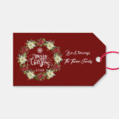 Merry Kerstmis Poinsettia Wreath Monogram Cadeaulabel (Voorkant (Horizontaal))