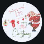 Merry Little Christmas Boy Meisje Winter Baby show Ronde Sticker<br><div class="desc">Deze elegante Gender Neutral Winter Baby shower Party Supplies heeft een eenvoudige charme, een vleugje feestelijke glamour en veel kerstsfeer. Vier de komst van uw baby met dit prachtige kerst Baby shower Collectie. Hieronder vind je alle benodigde overeenkomende objecten in het collectie met topaanbiedingen. Er zijn 2 verschillende design om...</div>