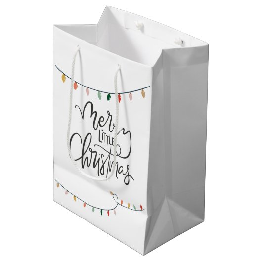 Merry Little Christmas Bright String of Lights Medium Cadeauzakje (Voorkant Gekanteld)