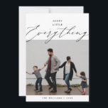 Merry Little Everything, Familie Foto Overlay Feestdagenkaart<br><div class="desc">Prettig Klein Alles, Gelukkig Kerstfeest, Vrolijk Kerstmis. Vier het seizoen met deze gezinskaart (gedrukt en / of directe download), in een moderne eigentijdse zachte romantische script layover. Het is volledig aanpasbaar en personaliseerbaar met je eigen kerstgroet. Het is eenvoudig, makkelijk en toch modern minimalistisch en feestelijk. Dit is de perfecte...</div>