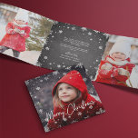 Merry Magic | Rustige sneeuwvlok Multi-foto Drieluik Wenskaart<br><div class="desc">Voeg een totaal van vijf foto's toe aan dit feestelijke, feestelijke fotokaartontwerp in een unieke drievoudige lay-out die is voorzien van witte sneeuwvlokken, achtergronden van het karton en feestelijke rode accenten. De voorkant is voorzien van een foto met een sneeuwvlokbekleding en een "prettige kerstmis" in een handgeschetste tekst. Pas de...</div>