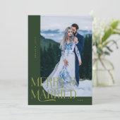 Merry & Married Christmas Pas getrouwd Foto Groen Feestdagenkaart (Staand voorkant)