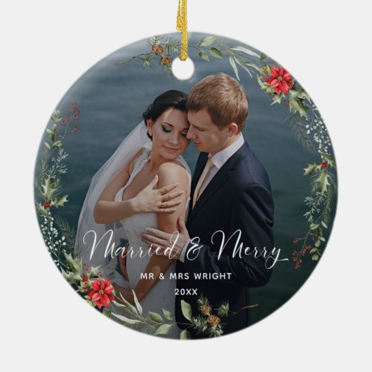 Merry & Married Elegant Script Wedding Photo Keramisch Ornament (Achterkant)