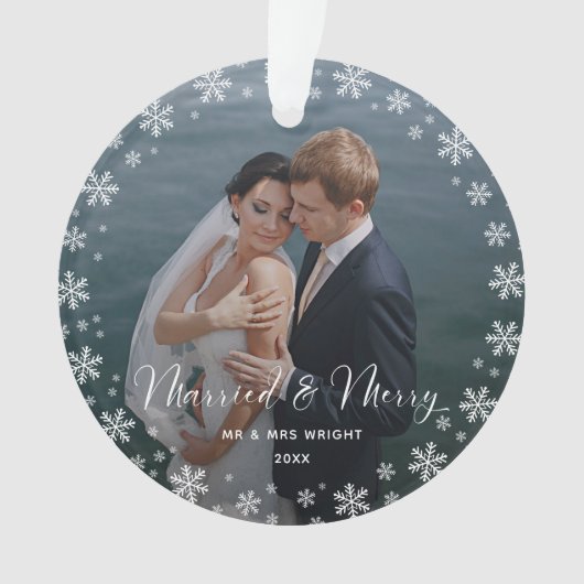Merry & Married Elegant Script Wedding Photo Ornament (voorkant)