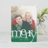MERRY & Married Green Overlay Foto Kerst Feestdagenkaart (Staand voorkant)