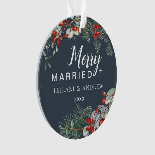 Merry Married Holly Greenery Christmas Grey Ornament (voorkant)