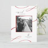 Merry & Married Minimalist Rood Zwart Wit Foto Feestdagenkaart (Staand voorkant)