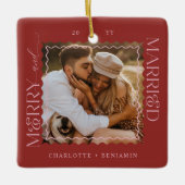 Merry & Married Modern Minimal Wavy Photo Keepsake Keramisch Ornament (Voorkant)