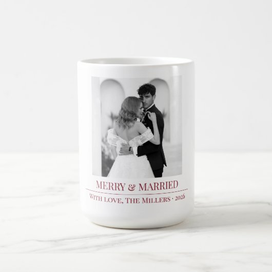 Merry & Married - Personalized Newlywed Christmas  Koffiemok (Center)