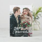 Merry & Married Photo Overlay Text Retro Feestdagenkaart (Staand voorkant)