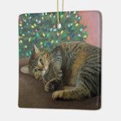 Merry Mischief - Kerst Kat Keramisch Ornament (Links)