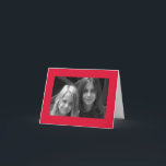 Merry Mistletoe met Red Bow Feestdagen Kaart<br><div class="desc">Merry mistletoe met witte bessen en een heldere rode boog. Mistletoe hangt samen met een rode boog,  wachtend op iemand speciaal. Deze griekse vlek is zeker iedereen tevreden. De klassieke kersttraditie van hangende maîtletoe is altijd een geweldig idee voor elk product.</div>