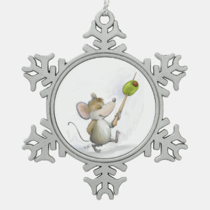 Merry Mouse Moe met Olive Snowflake Ornament