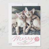 Merry Red Yarn Ball Cat Foto Feestdagenkaart (Voorkant)