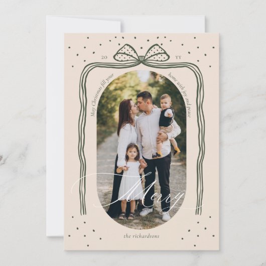 Merry Script Elegante Chic Christmas Bow Arch Foto Feestdagenkaart (Voorkant)