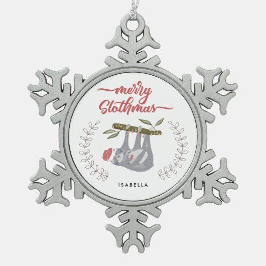 Merry Slothmas Cute Personalized Hanging Sloth Tin Sneeuwvlok Ornament (Voorkant)