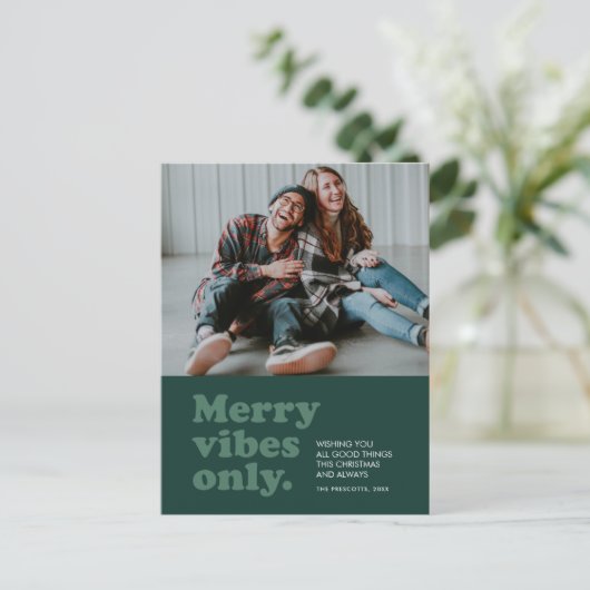 Merry vibes only retro green feestdagenkaart (Staand voorkant)