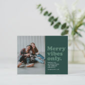 Merry vibes only retro green feestdagenkaart (Staand voorkant)