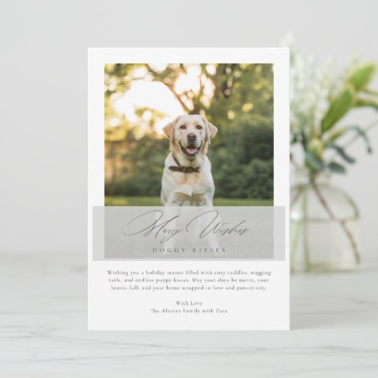 Merry Wishes Dog Kisses Elegante Kerstfoto Feestdagenkaart (Staand voorkant)