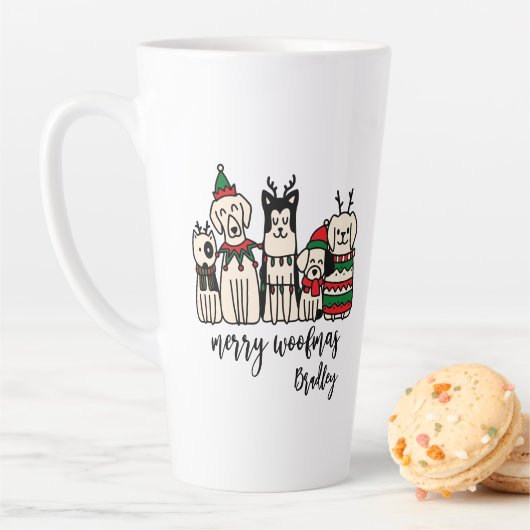 Merry Woofmas Schattige Dogs Christmas Custom Name Latte Mok (In situ)