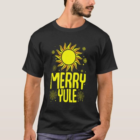 Merry Yule Winter Solstice with Sun and Snowflak T-shirt (Voorkant)