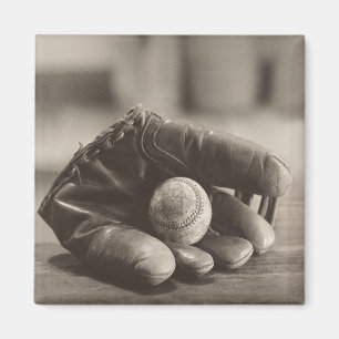 MES01BWD1 Ball in Mitt.tif Magneet