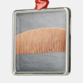 mes metalen ornament (Links)