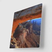 Mesa Arch op Sunrise, Utah Vierkante Klok (Hoek)