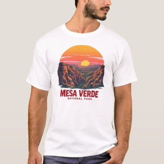 Mesa Verde National Park Flat Retro Sunset Art T-shirt