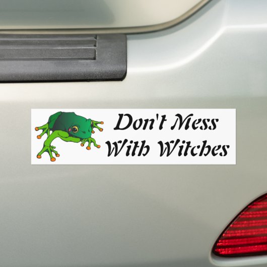 Mess niet met heksen bumpersticker (Op auto)
